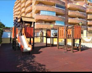 Herní místnost nebo prostor pro děti v ubytování Acapulco III Marina DOR Beach front - Sea views