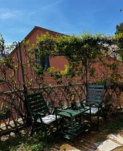 A garden outside Il Nido a Portovenere
