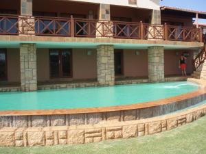 Bazén v ubytování F19 Ocean View Villas nebo v jeho okolí