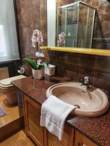 A bathroom at Guest House Il Limone Nascosto