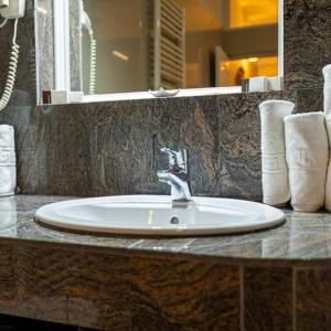 Koupelna v ubytování Grand Hotel Baroc