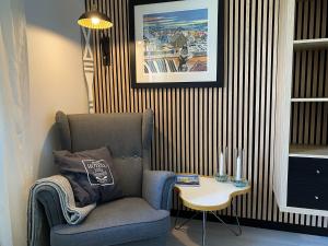 Posezení v ubytování Skaftö Hotell Villa Lönndal, Grundsund
