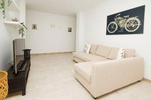 TV a/nebo společenská místnost v ubytování El Charco II - By AZ Rentals
