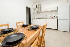 Kuchyň nebo kuchyňský kout v ubytování El Charco II - By AZ Rentals