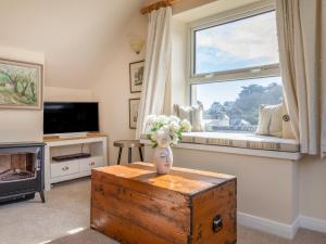 Μια τηλεόραση ή/και κέντρο ψυχαγωγίας στο Goody