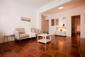 Zdjęcie z galerii obiektu Kallithea Blue Paradise #32 w mieście Kallithea