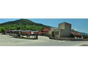 Kép Yustina Villas Guest House szállásáról Usztinában a galériában