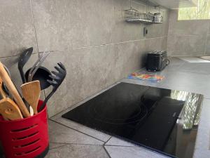 Cucina o angolo cottura di Le Ti Dauphin plage Anse a L'âne