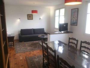 Fotografia z galérie ubytovania Très joli T3 proche centre ville Tarbes(Marcadieu) v destinácii Tarbes + 7 fotografií