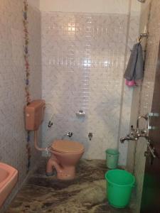 Ванна кімната в Suri Guest House