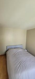 Łóżko lub łóżka w pokoju w obiekcie Maison Saint Jean de Monts 7 personnes - 3 chambres