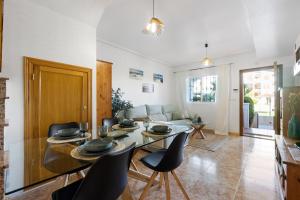 Fotografia z galérie ubytovania CB Living - Scenic duplex with pool in Punta Prima v destinácii Orihuela Costa