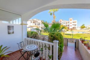 Fotografia z galérie ubytovania CB Living - Scenic duplex with pool in Punta Prima v destinácii Orihuela Costa