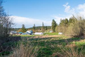 Loodusmaastik of the bed and breakfast lähedal