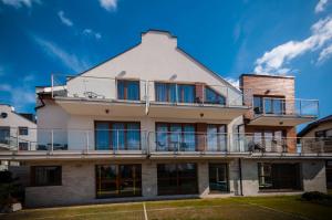 Budynek, w którym mieści się apartament