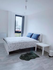 Postel nebo postele na pokoji v ubytování Modern House