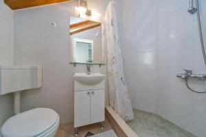 Koupelna v ubytování Apartment Varina