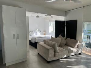 A seating area at Beachside Mooloolaba