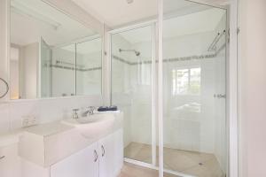 A bathroom at Beachside Mooloolaba
