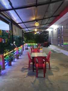 Restaurace v ubytování Puri Home Stay Bir Billing