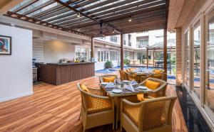 Χώρος καθιστικού στο Artistry Suites