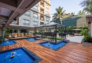 Πισίνα στο ή κοντά στο Artistry Suites