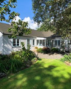 Сад в La Petite Ferme Manor Kerikeri