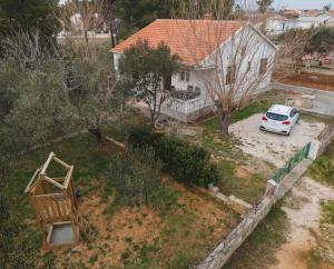 Galeriebild der Unterkunft Tre Perle Vacation House with garden and parking in Vir