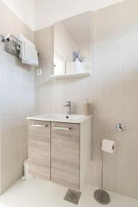 Galeriebild der Unterkunft Tre Perle Vacation House with garden and parking in Vir