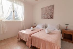 Galeriebild der Unterkunft Tre Perle Vacation House with garden and parking in Vir