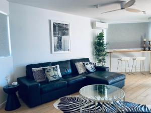 Setusvæði á License To Chill • Couple’s Escape in Mooloolaba