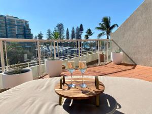 Svalir eða verönd á License To Chill • Couple’s Escape in Mooloolaba
