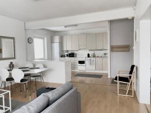 Køkken eller tekøkken på Spacious apartment with FREE parking