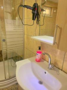 Koupelna v ubytování Figen Suite Hotel 2