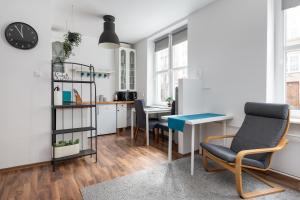 Kuchyňa alebo kuchynka v ubytovaní Piano Apartment w sercu Starego Miasta