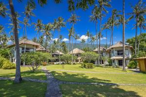 a view of the villas at the resort at Bali Villa Dive Resort in Gretek
