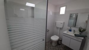 Fotografie z fotogalerie ubytování Nature Escape! Cozy Caravan Stay in Golan Heights v destinaci Nov