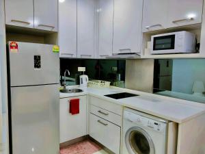 Gallery image of KLCC One Bedroom apt & Studio in Kuala Lumpur