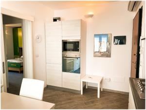 A kitchen or kitchenette at Casa Larentu