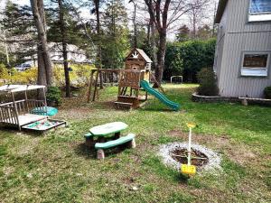 Zona de joacă pentru copii de la Paradise in heart of Poconos FaSt InTeRnEt Close to All Attractions