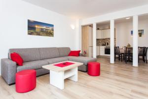Posedenie v ubytovaní Apartments Villa Ankora