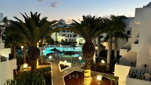 Swimmingpoolen hos eller tæt på El Sueño Ocean Lanzamar - Puerto Del Carmen + 42 billeder