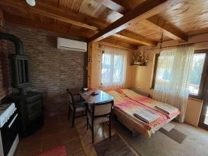 Postel nebo postele na pokoji v ubytování Apartman "Kapetana luka"