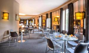 En restaurang eller annat matställe på Hotel Paseo de Gracia