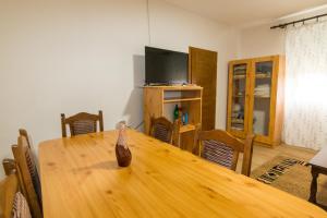TV a/nebo společenská místnost v ubytování Apartman OLGA