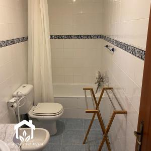 Koupelna v ubytování A casa da avó Mina + 21 fotografií