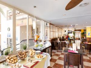 Gallery image of Crown Resorts Club Marbella in La Cala de Mijas