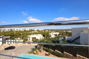 Zdjęcie z galerii obiektu Deluxe VILLA LAVANDA Las Colinas DEHESA DE CAMPOAMOR with HEATED POOL w mieście Campoamor