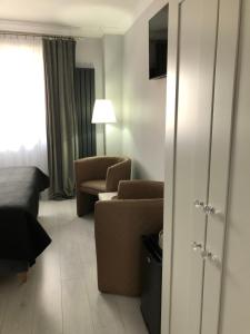 Posedenie v ubytovaní Saviano Mare Villa