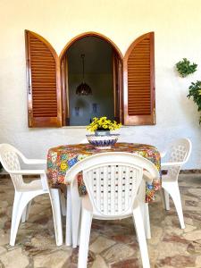 Fotografia z galérie ubytovania La casa dei bouganville Lo stagnone v destinácii Marsala